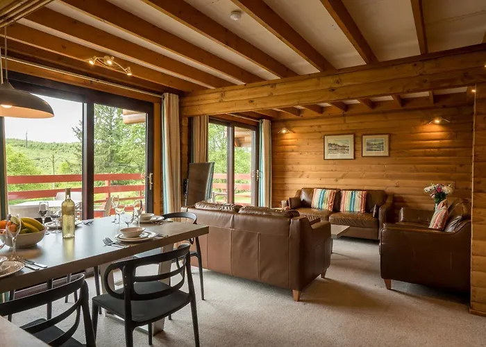 Thistle Lodges At Sandyhills Bay