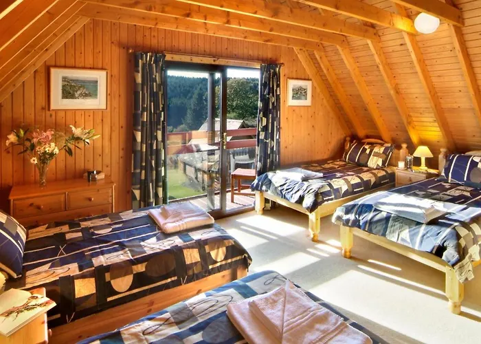 Thistle Lodges At Sandyhills Bay